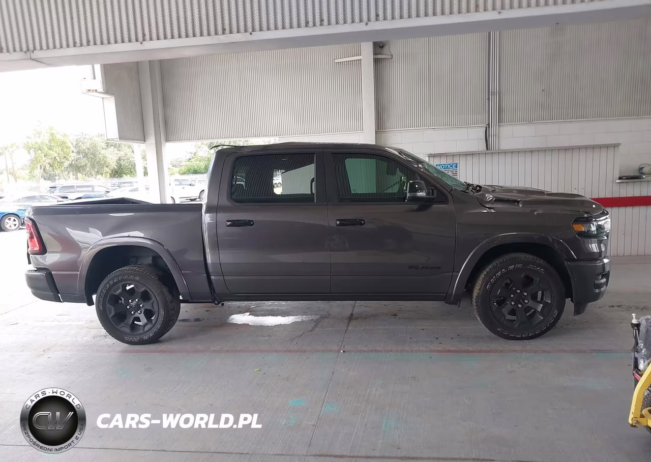 2025 Ram 1500 Big Horn 4X2 5'7 Box VIN:3C6RREFG1S4164170 - 13
