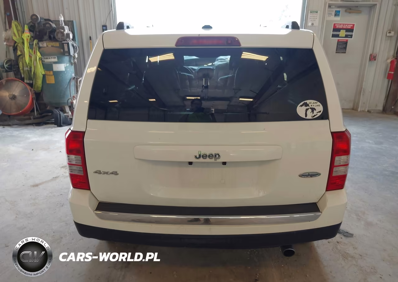 2017 Jeep Patriot High Altitude VIN:1C4NJRFB9HD151942 - 16