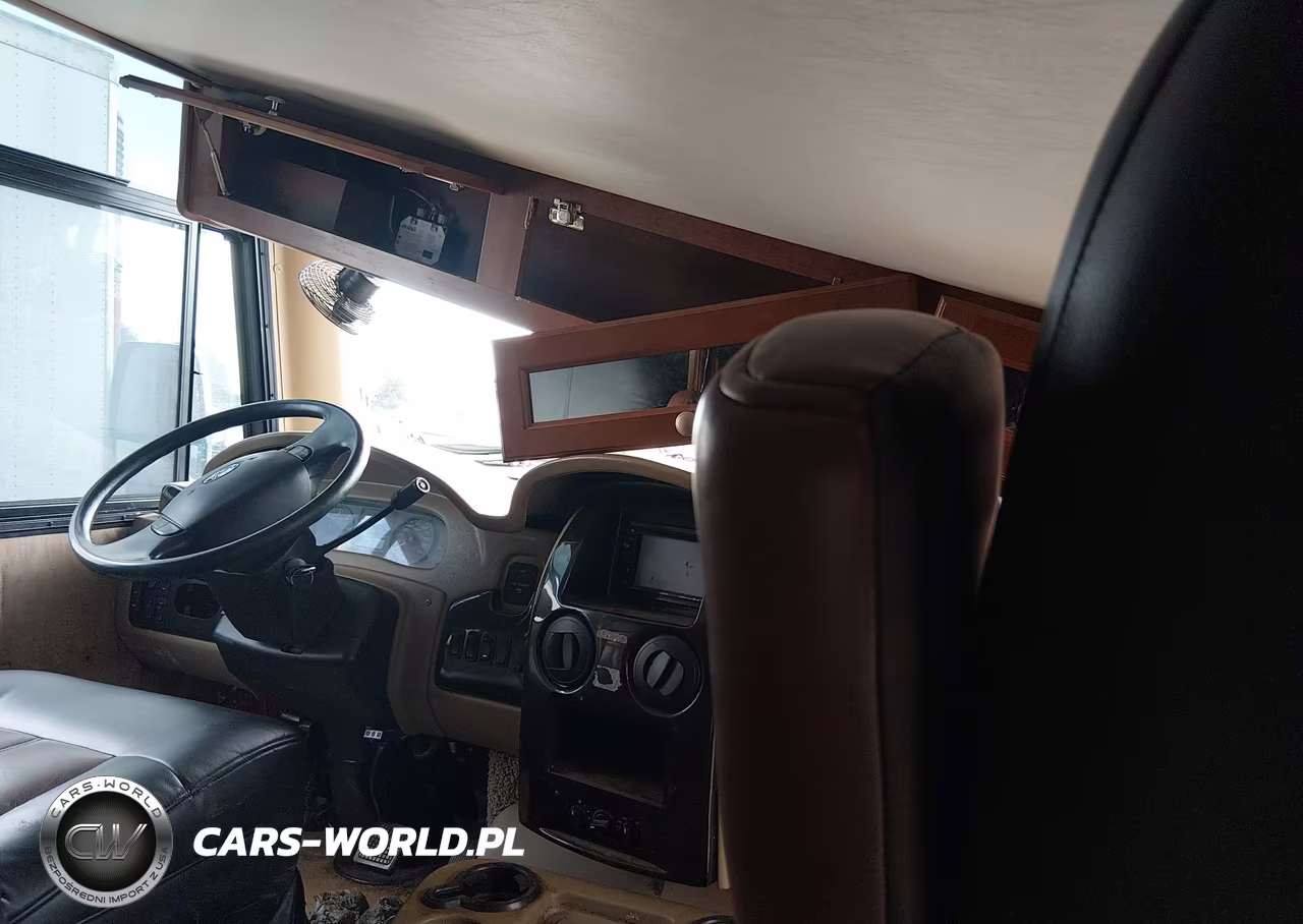 2014 Ford F53 VIN:1F66F5DY3E0A12899 - 5