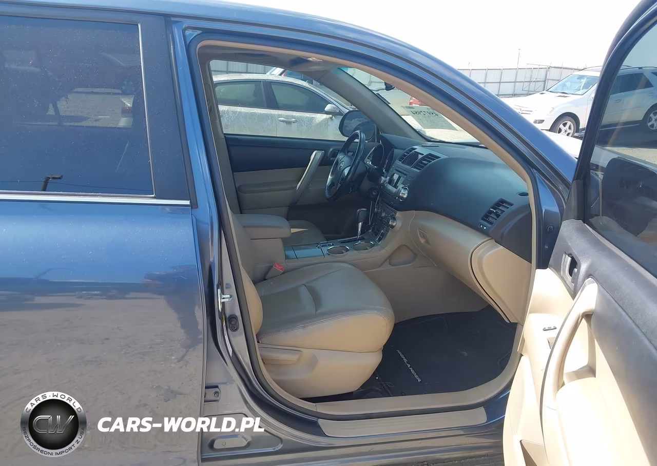 2011 Toyota Highlander Se V6 VIN:5TDZK3EH9BS026632 - 5