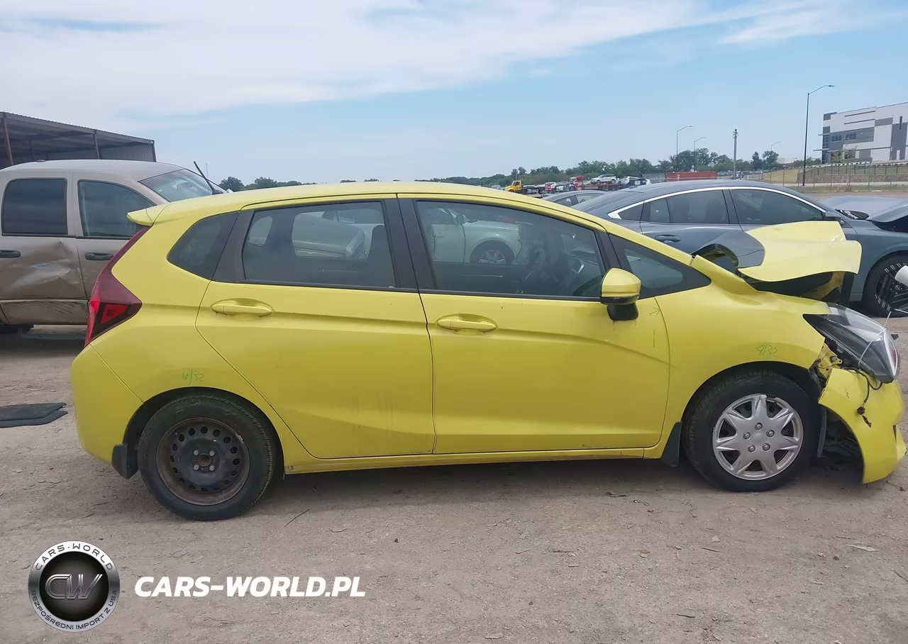 2015 Honda Fit Lx VIN:3HGGK5H58FM775921 - 13