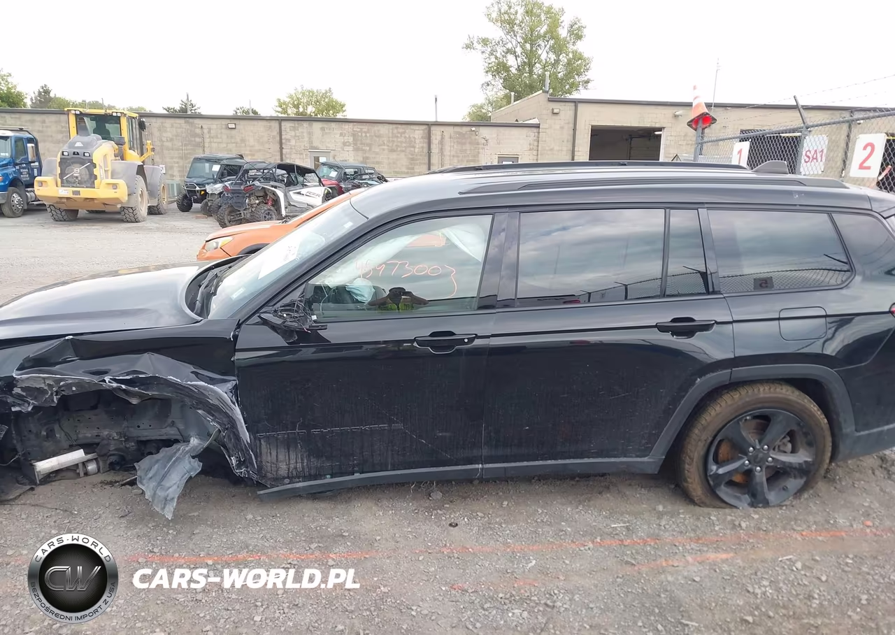2023 Jeep Grand Cherokee L Altitude 4X4 VIN:1C4RJKAG2P8102830 - 13
