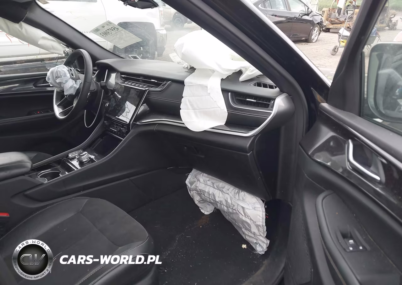 2023 Jeep Grand Cherokee L Altitude 4X4 VIN:1C4RJKAG2P8102830 - 5