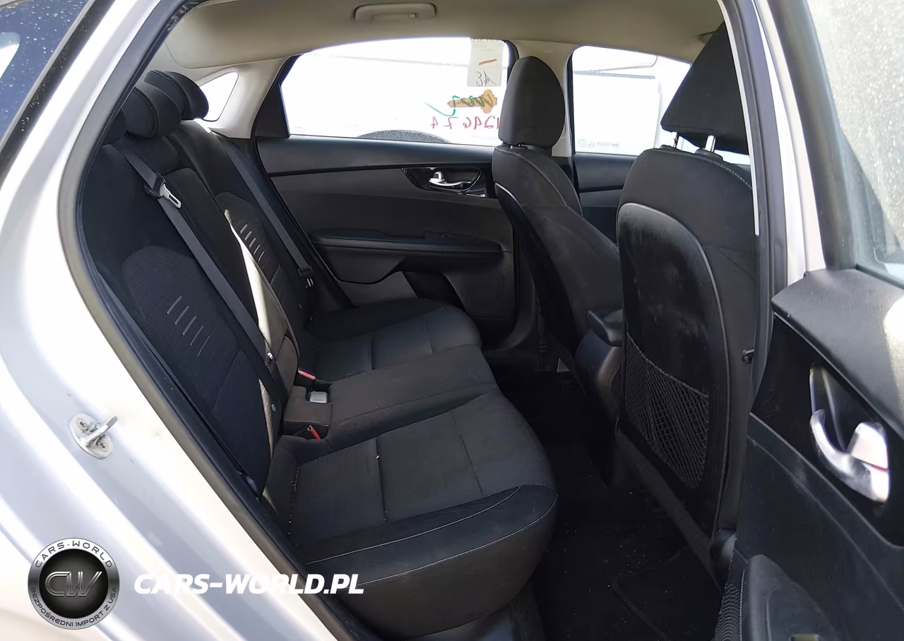 2019 Kia Forte S VIN:3KPF34AD3KE028282 - 8