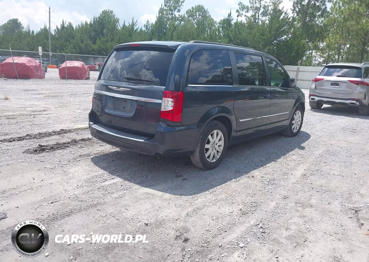 2013 Chrysler Town & Country Touring VIN:2C4RC1BG8DR605491 - 4