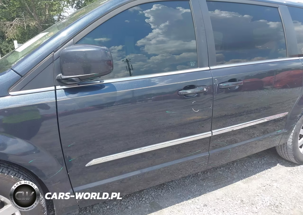 2013 Chrysler Town & Country Touring VIN:2C4RC1BG8DR605491 - 6