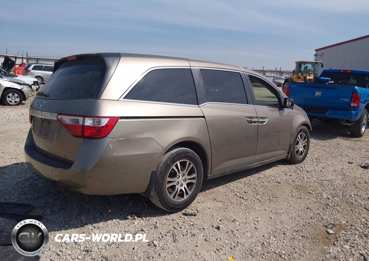 2013 Honda Odyssey Ex-L VIN:5FNRL5H63DB015684 - 4