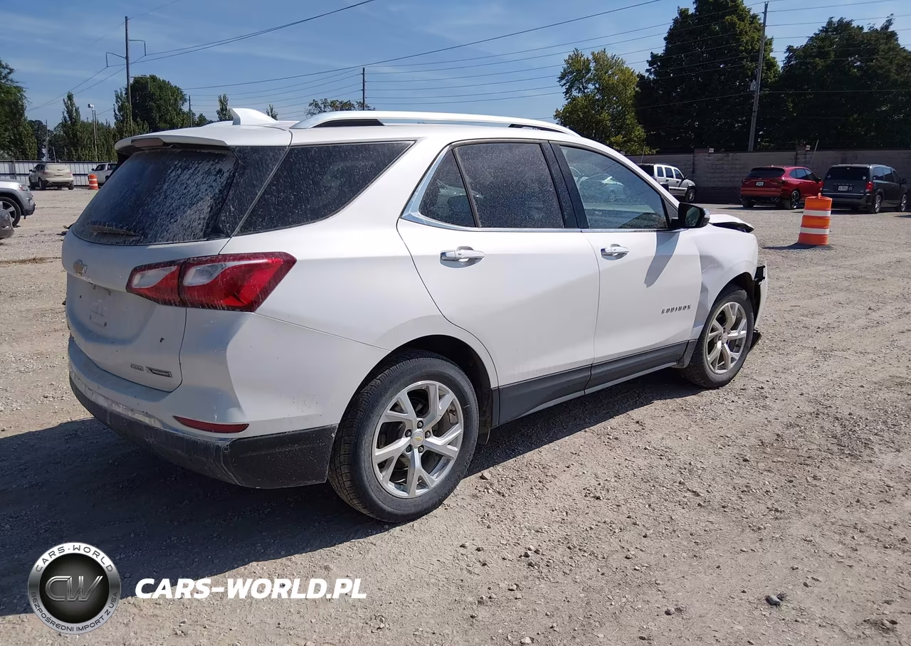 2018 Chevrolet Equinox Premier VIN:2GNAXVEV1J6276558 - 4