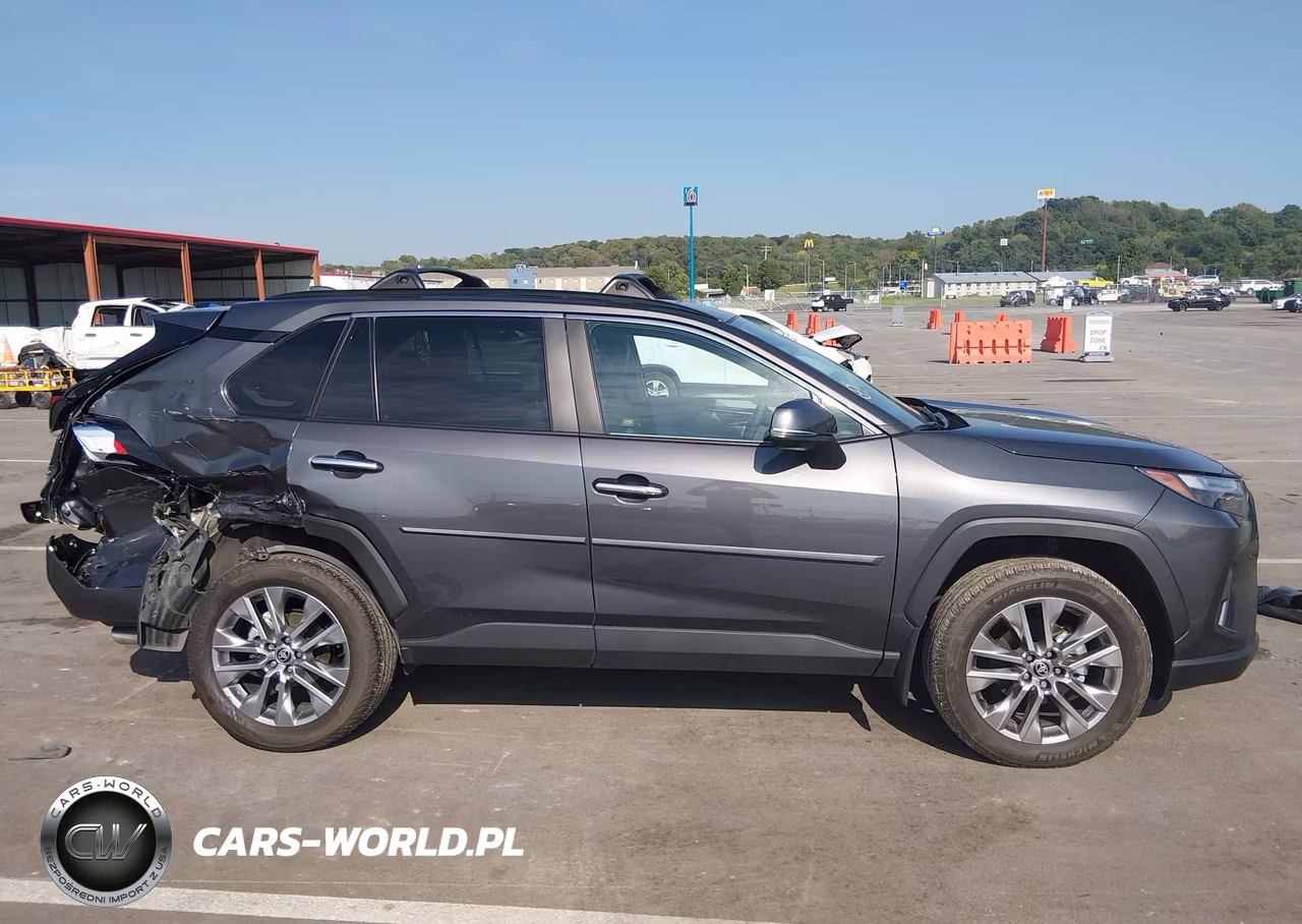 2025 Toyota Rav4 Limited VIN:2T3N1RFV2SW573331 - 13