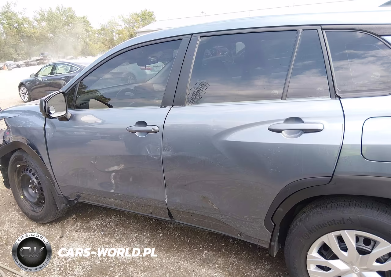 2024 Toyota Corolla Cross L VIN:7MUAAABG6RV116384 - 14
