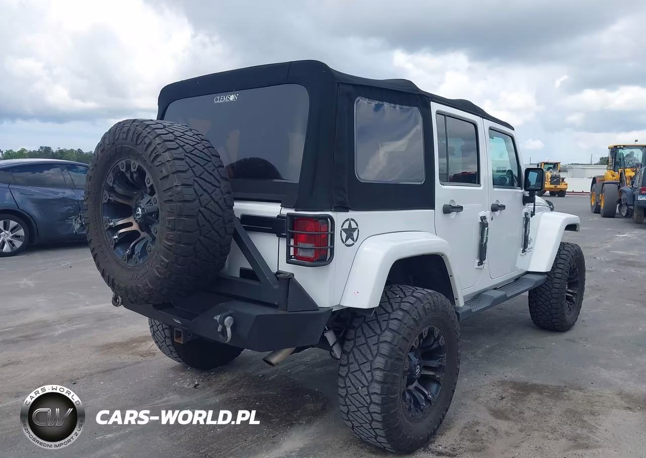2013 Jeep Wrangler Unlimited Freedom Edition VIN:1C4BJWDG1DL586406 - 4