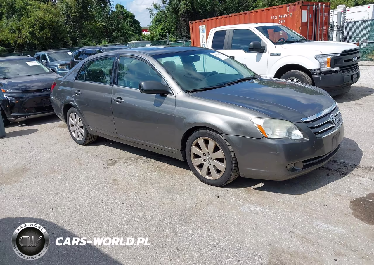 2005 Toyota Avalon Xls