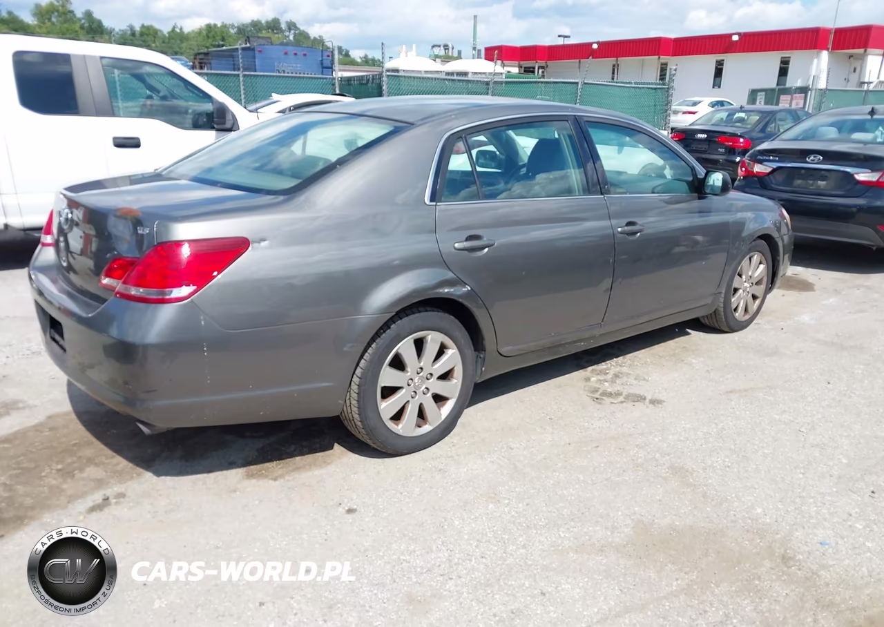 2005 Toyota Avalon Xls VIN:4T1BK36B55U062180 - 4