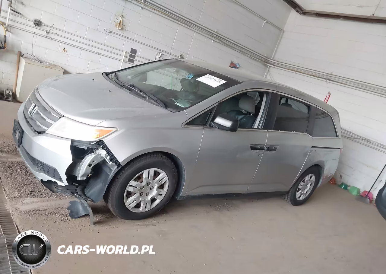 2013 Honda Odyssey Lx VIN:5FNRL5H26DB055660 - 14
