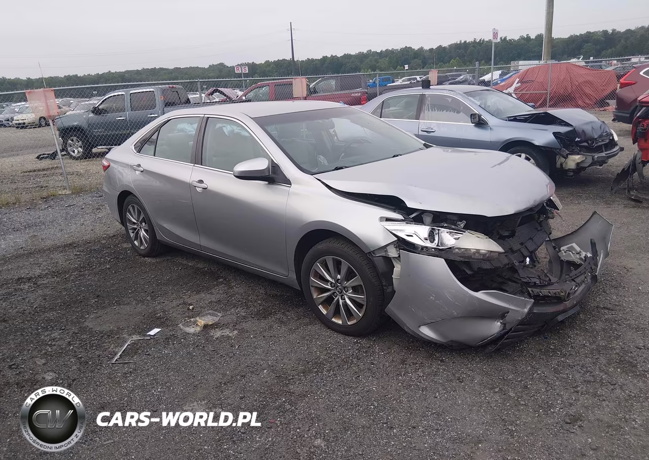 2015 Toyota Camry Xle – zdjęcie 1 z 16