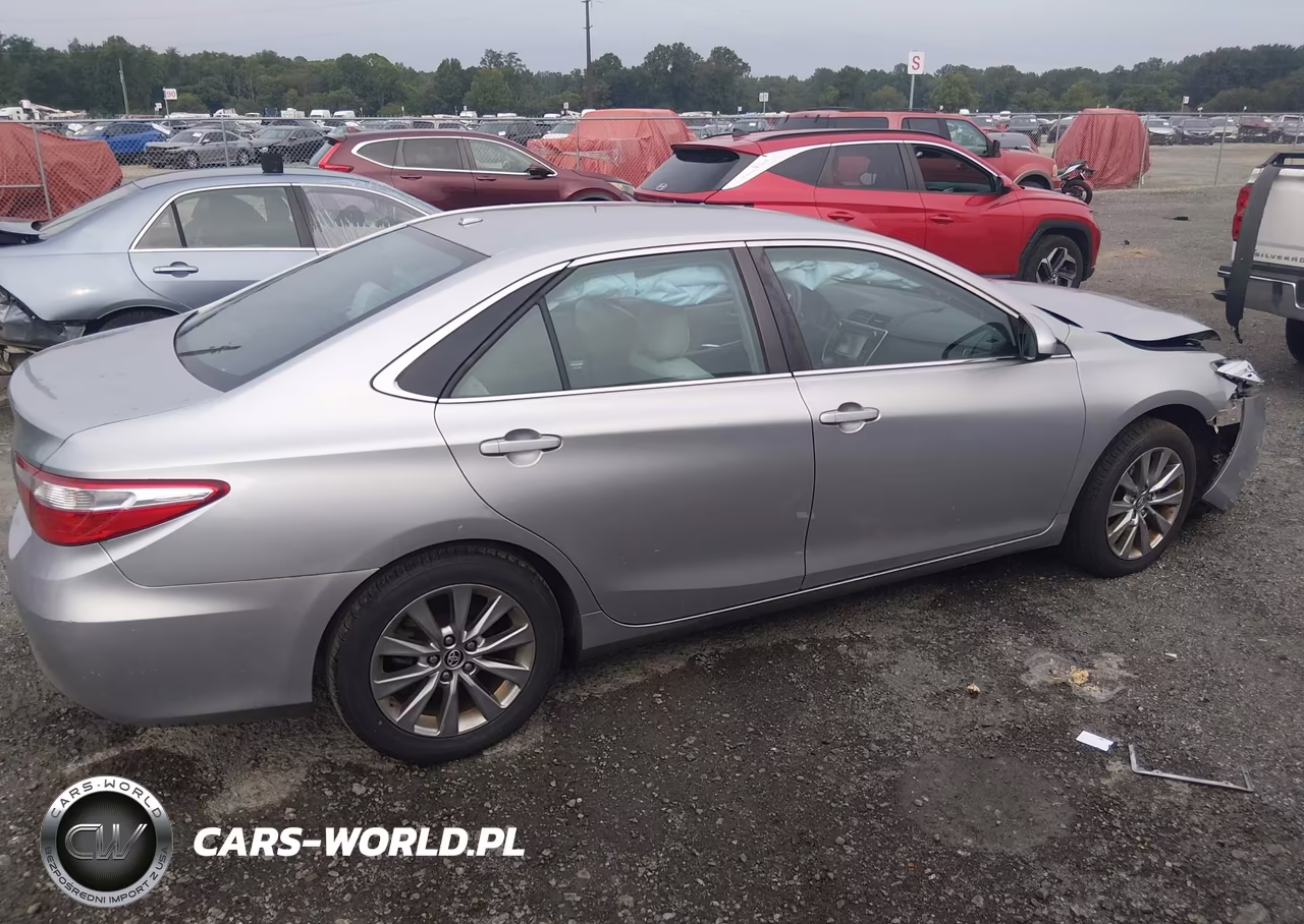 2015 Toyota Camry Xle VIN:4T4BF1FK1FR477187 - 13
