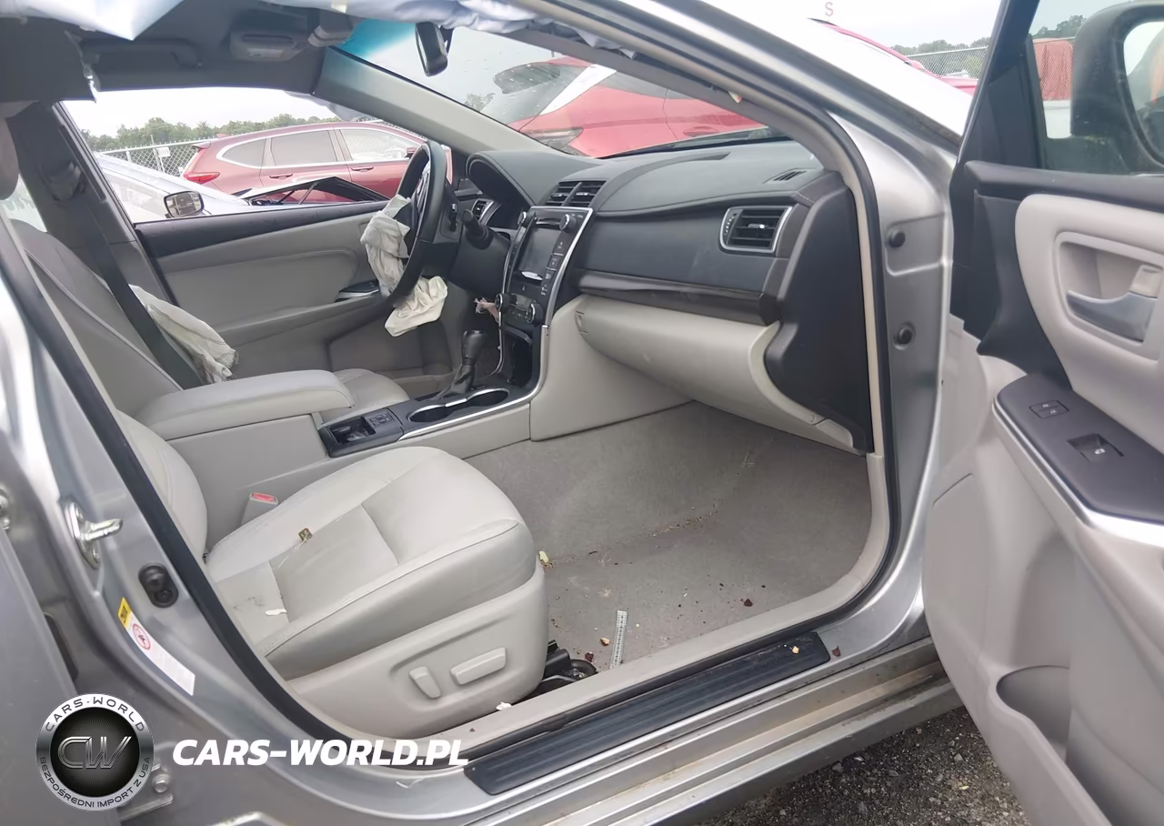 2015 Toyota Camry Xle VIN:4T4BF1FK1FR477187 - 5