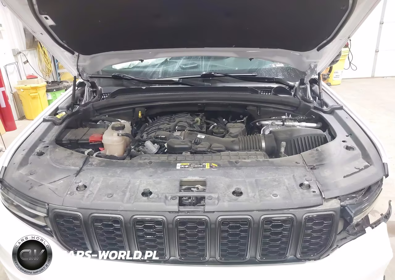 2023 Jeep Grand Cherokee L Altitude 4X4 VIN:1C4RJKAG5P8767544 - 10