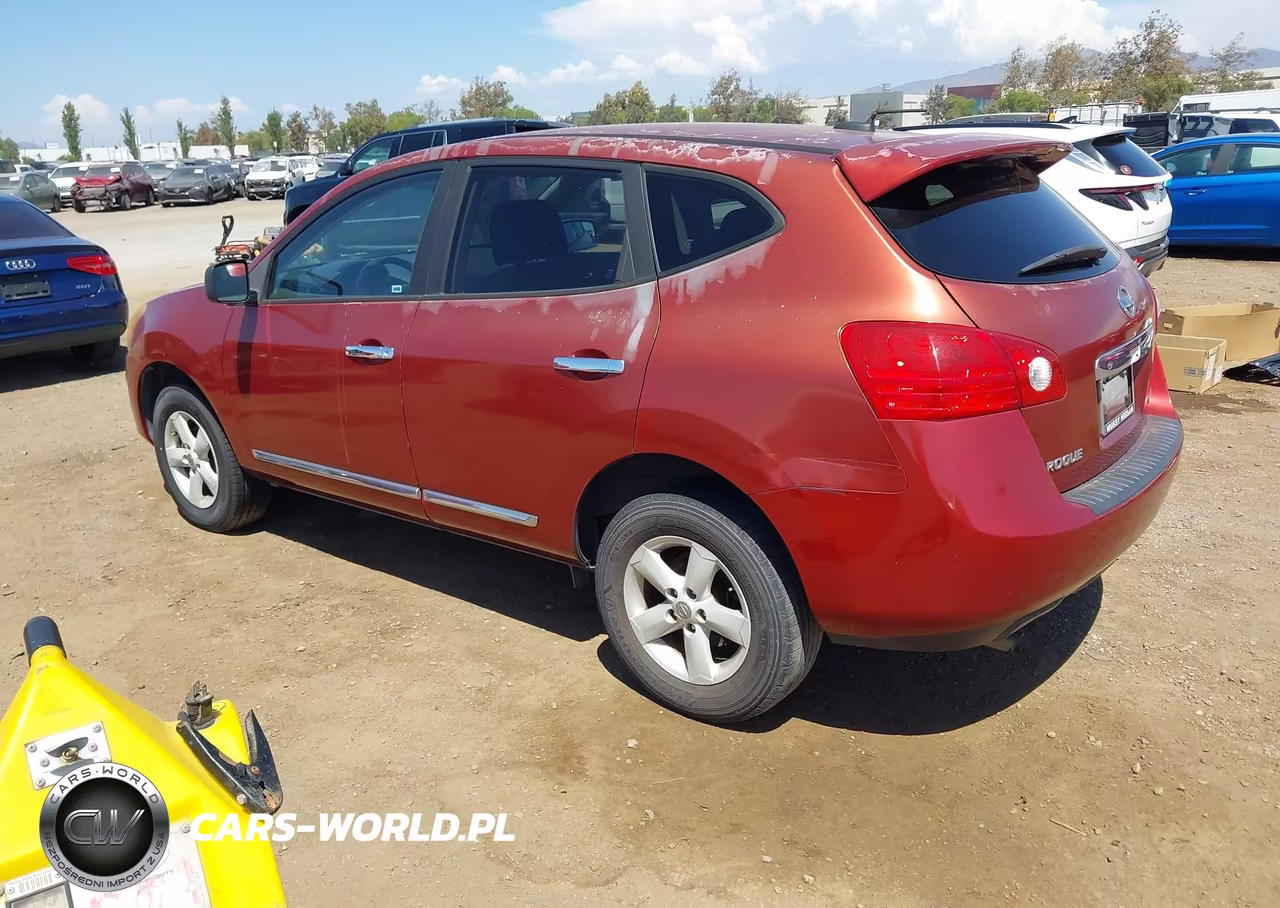 2013 Nissan Rogue S VIN:JN8AS5MT2DW543518 - 3