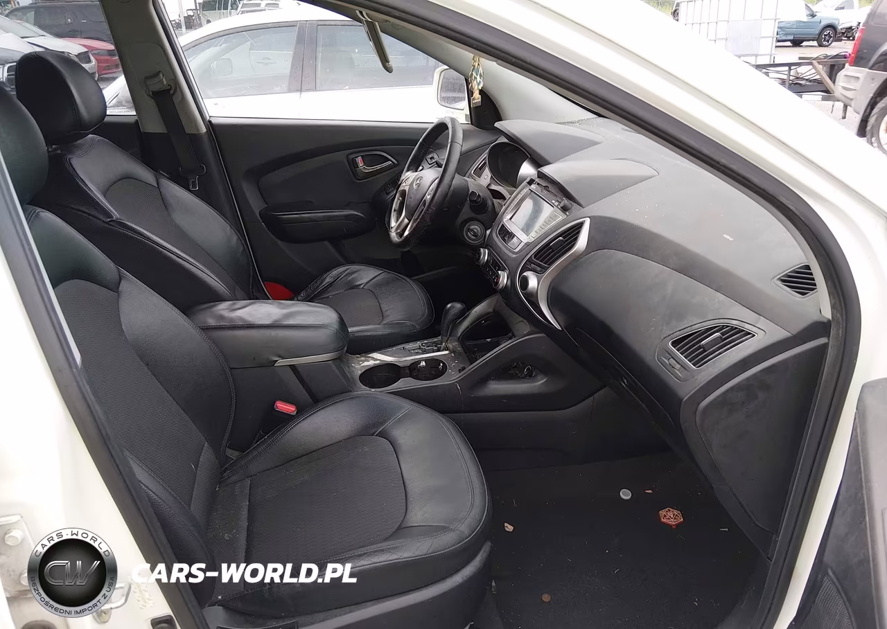 2011 Hyundai Tucson Gls VIN:KM8JU3AC8BU225339 - 5
