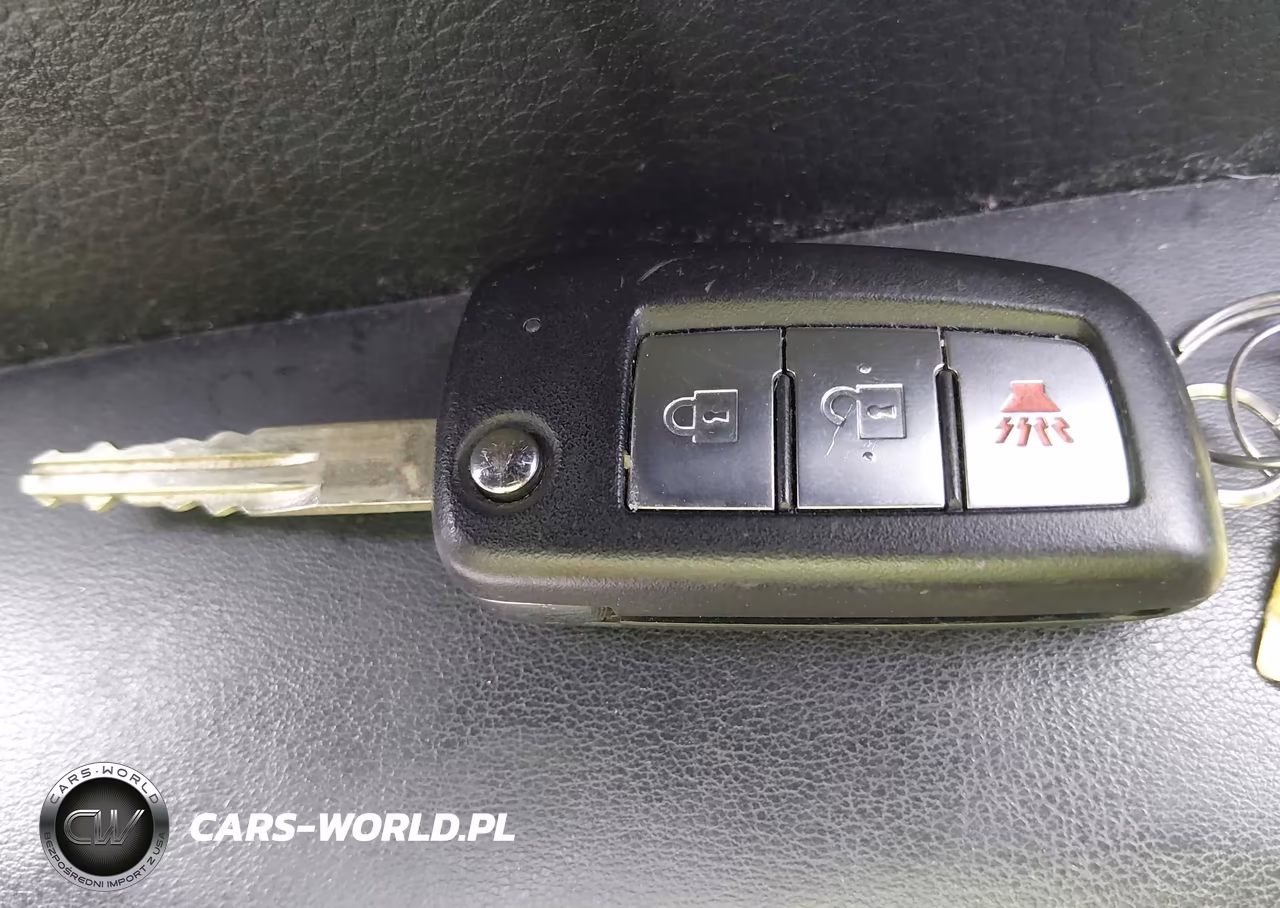 2019 Nissan Rogue Sport S VIN:JN1BJ1CR3KW340641 - 11