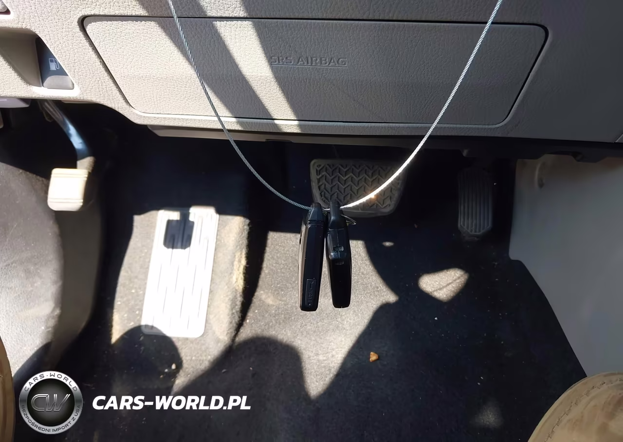 2019 Toyota Highlander Hybrid Le VIN:5TDBGRFH5KS068106 - 11