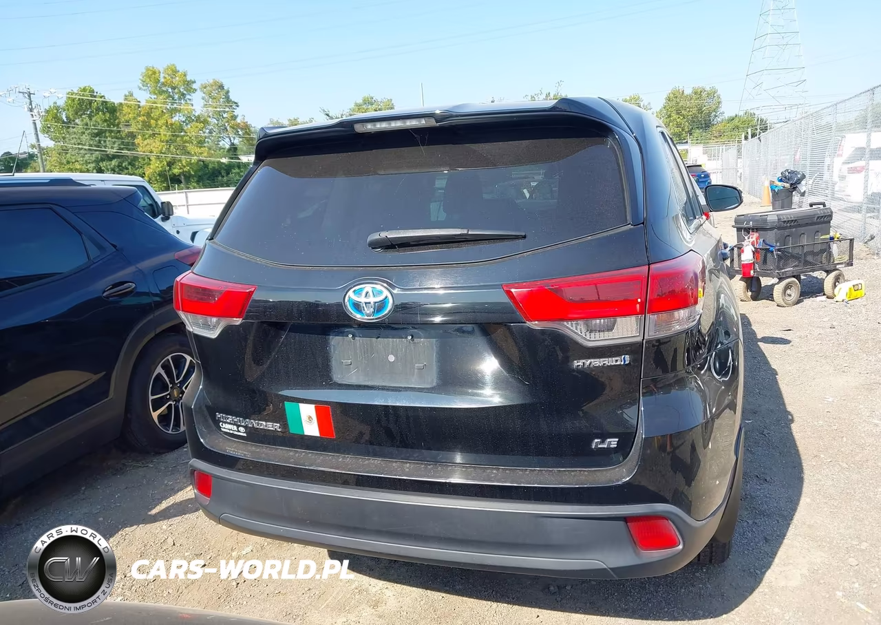 2019 Toyota Highlander Hybrid Le VIN:5TDBGRFH5KS068106 - 16