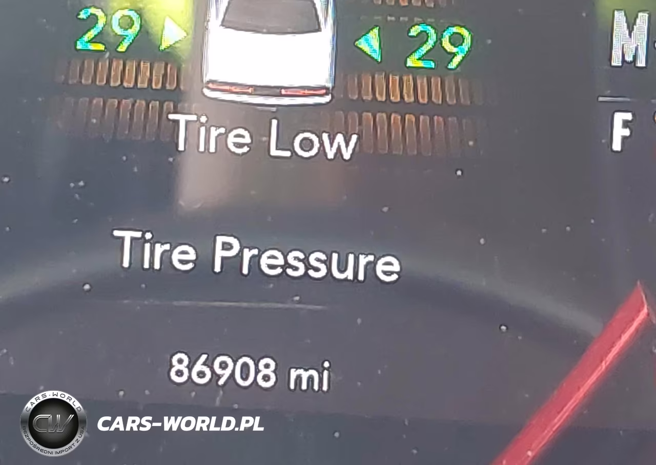 2018 Dodge Challenger Sxt VIN:2C3CDZAG1JH110753 - 15