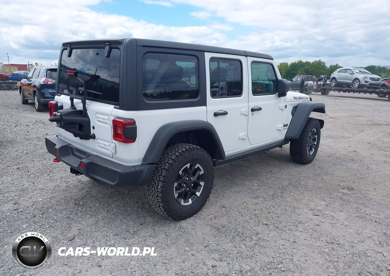 2025 Jeep Wrangler Rubicon VIN:1C4PJXFN4SW644396 - 4