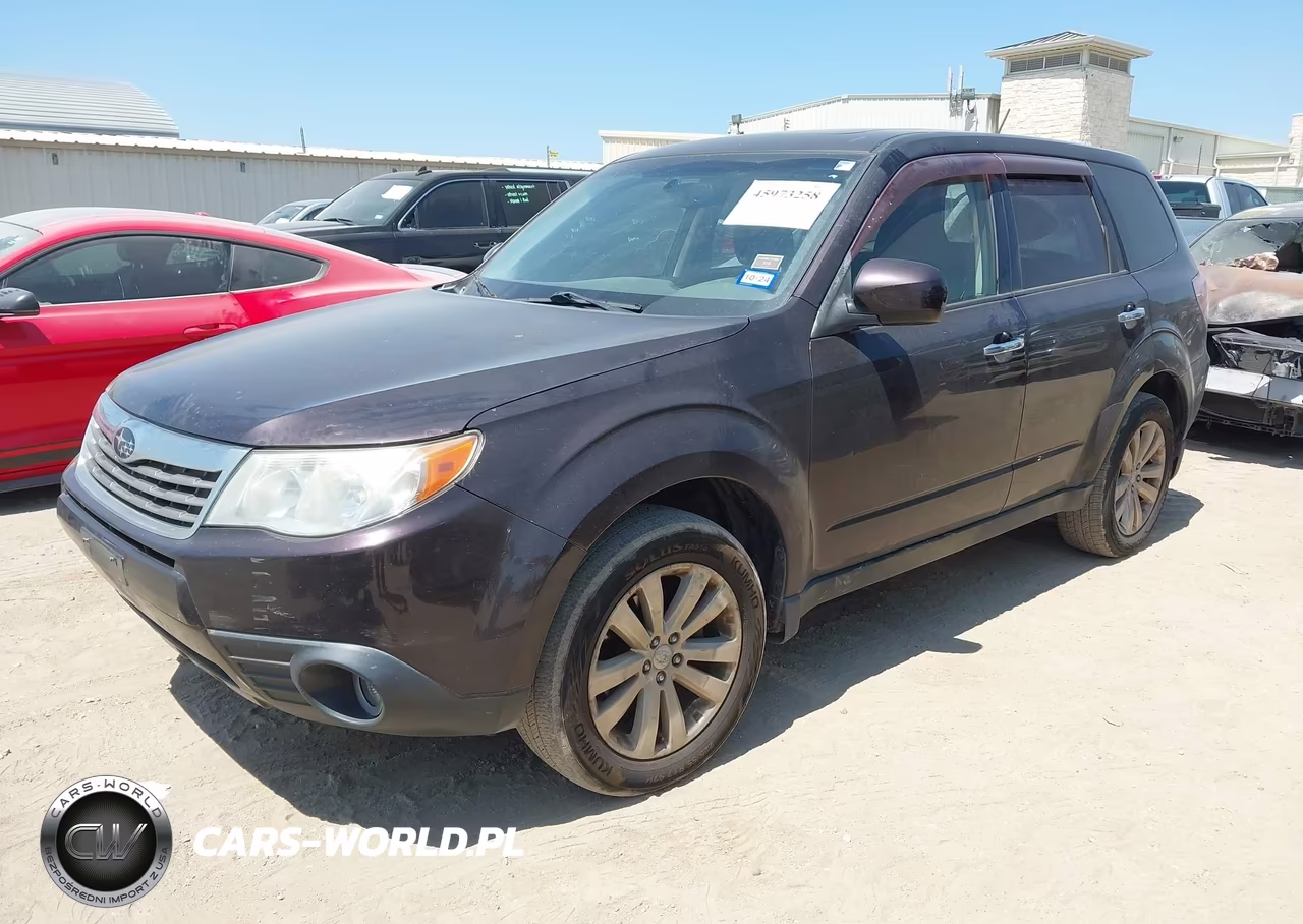 2013 Subaru Forester 2.5X Premium VIN:JF2SHADC0DH403772 - 2