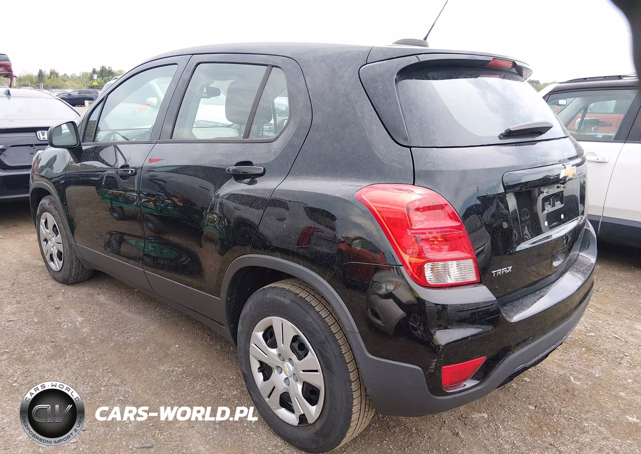 2017 Chevrolet Trax Ls VIN:3GNCJKSB3HL250245 - 3