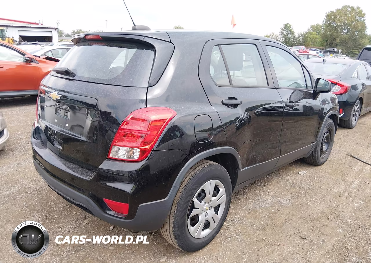 2017 Chevrolet Trax Ls VIN:3GNCJKSB3HL250245 - 4
