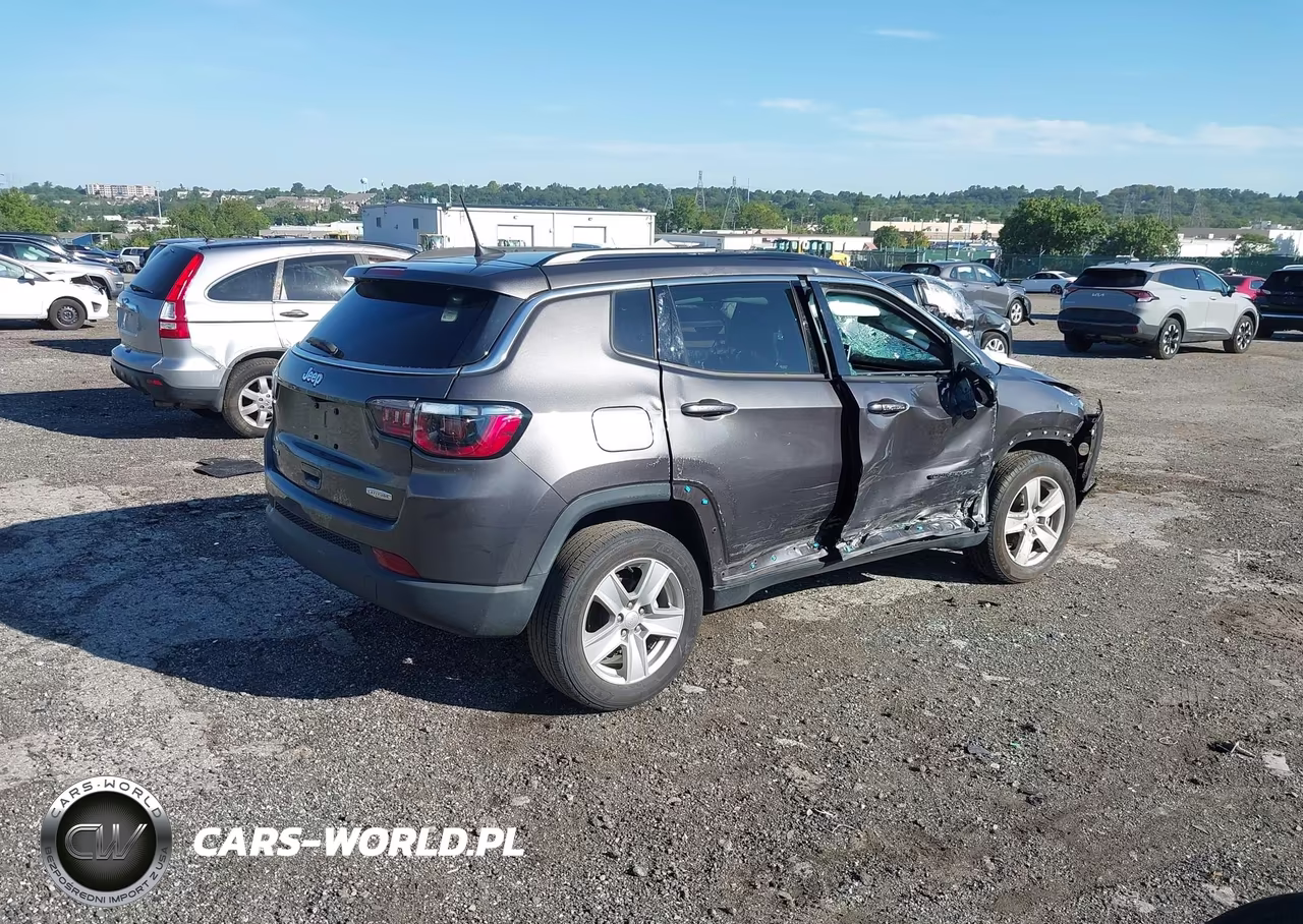2022 Jeep Compass Latitude 4X4 VIN:3C4NJDBB8NT178757 - 4