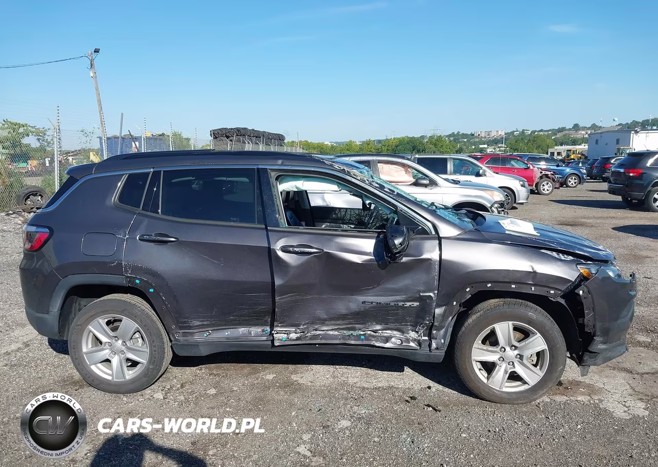 2022 Jeep Compass Latitude 4X4 VIN:3C4NJDBB8NT178757 - 6