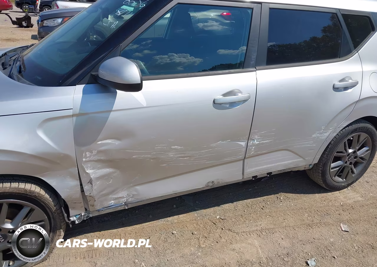 2021 Kia Soul S VIN:KNDJ23AU8M7796656 - 6