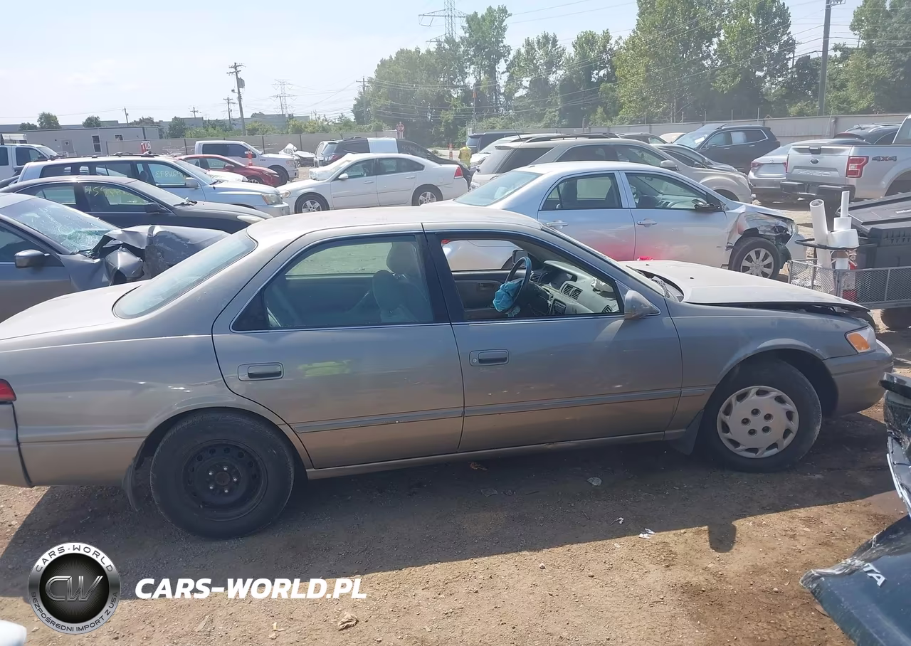 1999 Toyota Camry Le VIN:4T1BG22K0XU419463 - 14