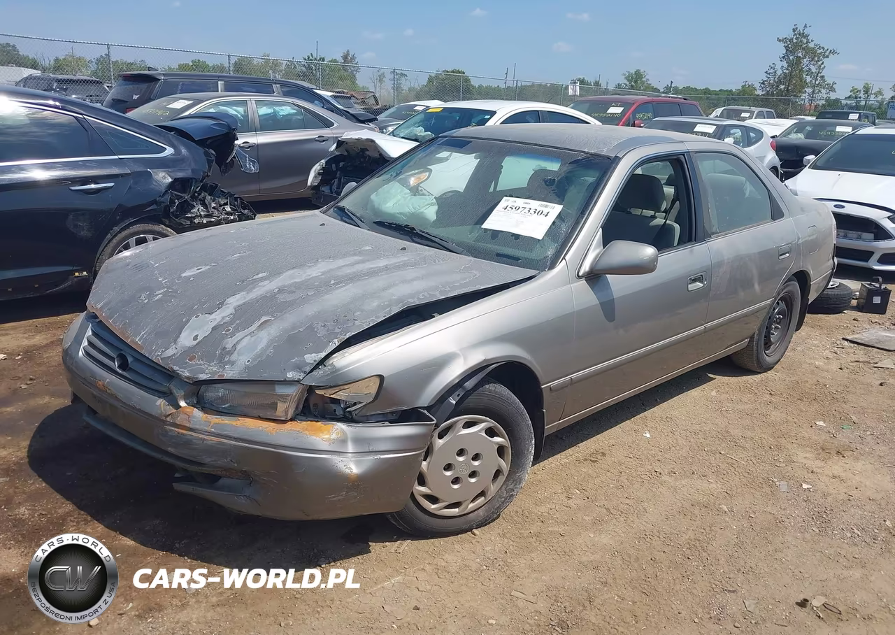 1999 Toyota Camry Le VIN:4T1BG22K0XU419463 - 2