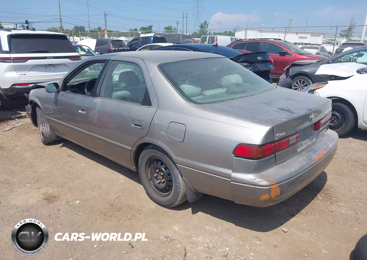 1999 Toyota Camry Le VIN:4T1BG22K0XU419463 - 3