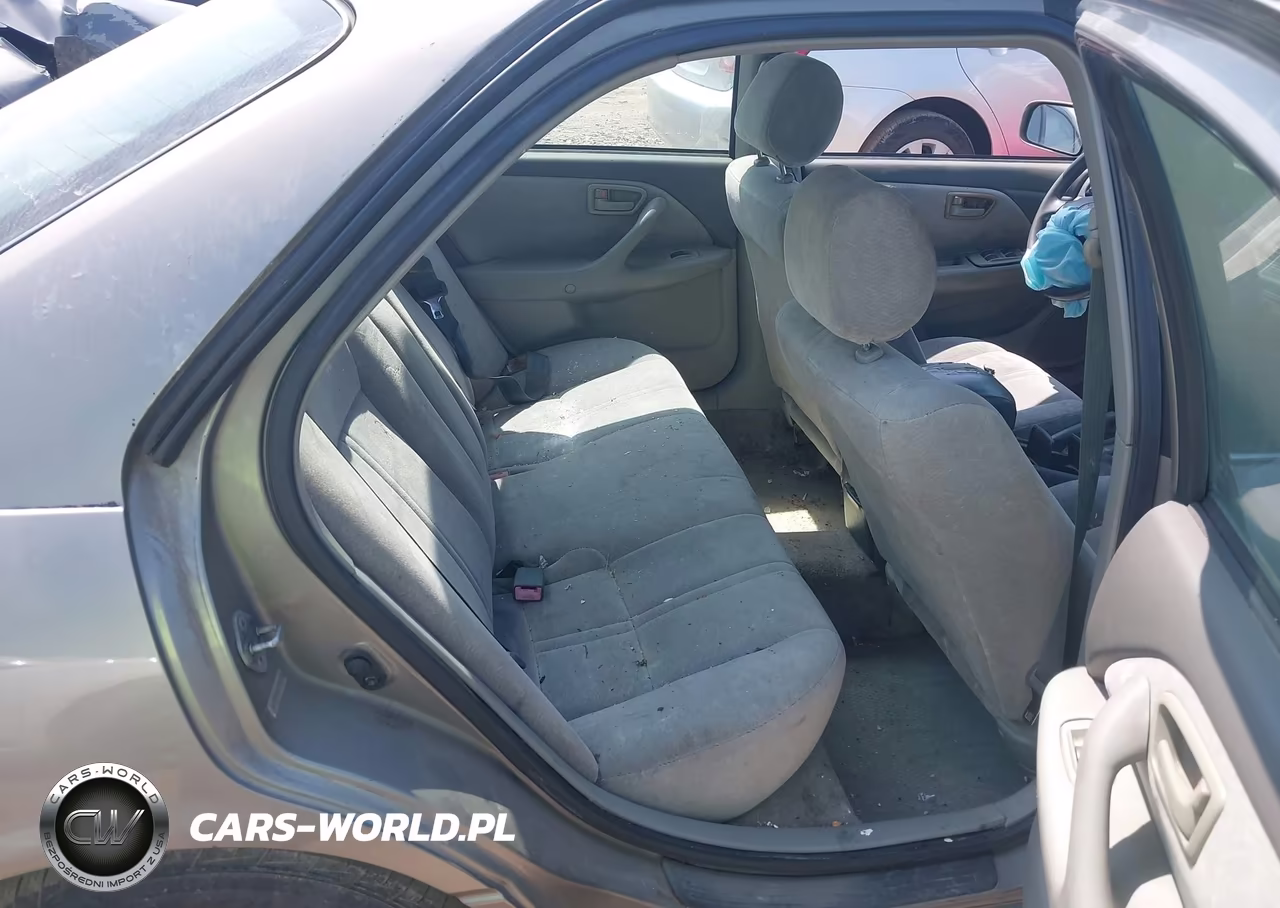 1999 Toyota Camry Le VIN:4T1BG22K0XU419463 - 8