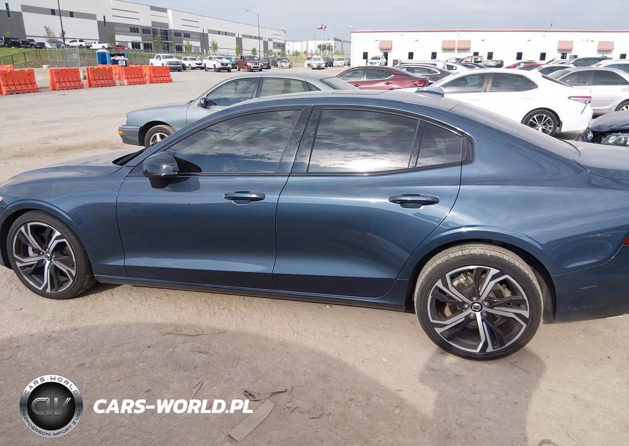 2024 Volvo S60 B5 Core Dark Theme VIN:7JRL12FK1RG319864 - 14