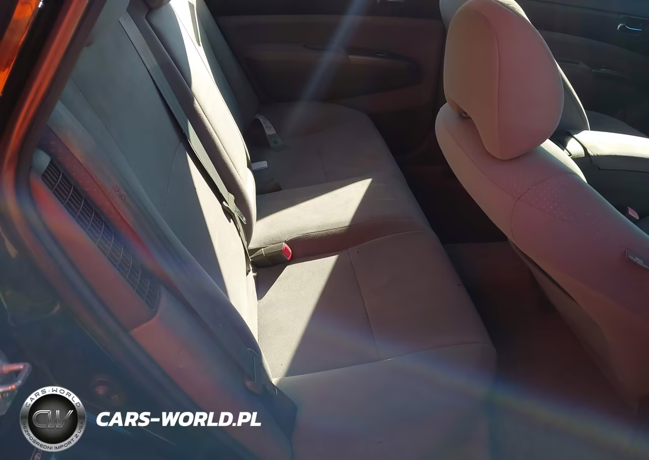 2008 Toyota Prius VIN:JTDKB20U387817404 - 8