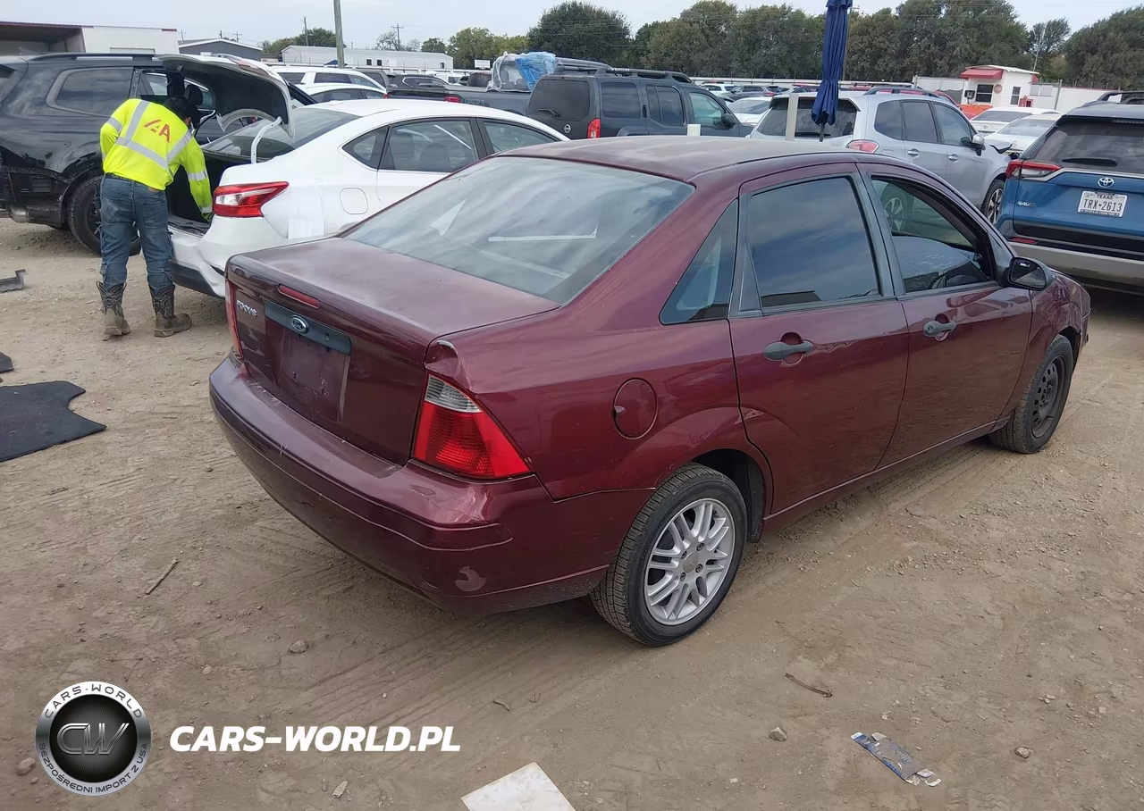 2007 Ford Focus S-Se-Ses VIN:1FAFP34N07W365367 - 4