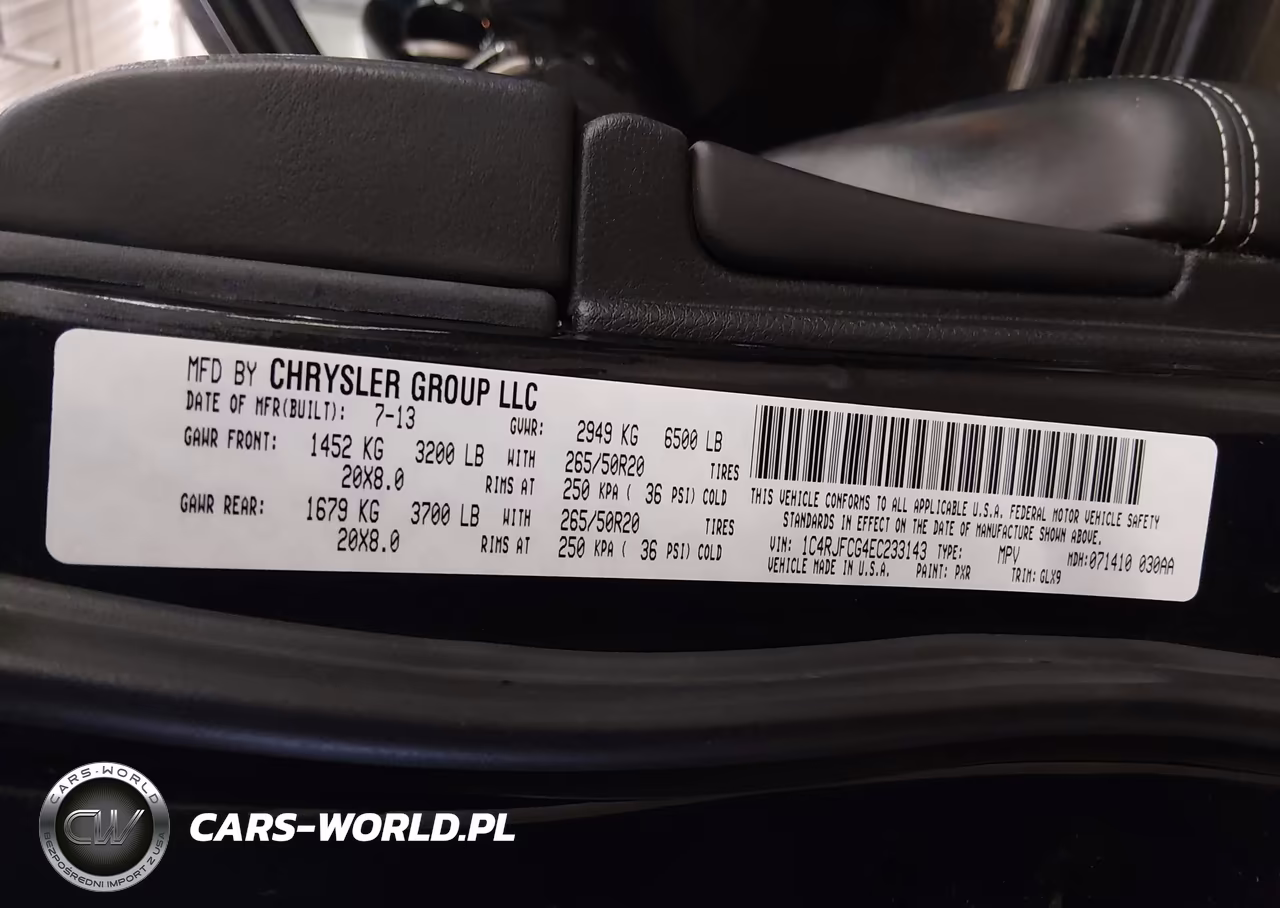 2014 Jeep Grand Cherokee Overland VIN:1C4RJFCG4EC233143 - 9