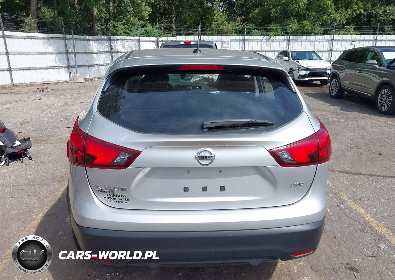 2018 Nissan Rogue Sport S VIN:JN1BJ1CR7JW258538 - 16