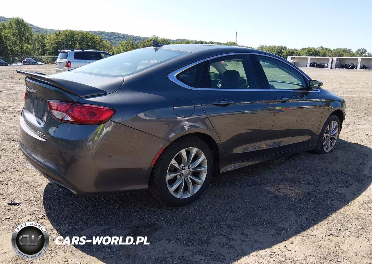 2016 Chrysler 200 C Platinum VIN:1C3CCCCG9GN170616 - 4