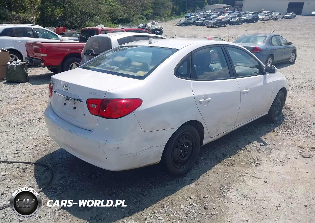 2010 Hyundai Elantra Gls VIN:KMHDU4AD4AU198196 - 4