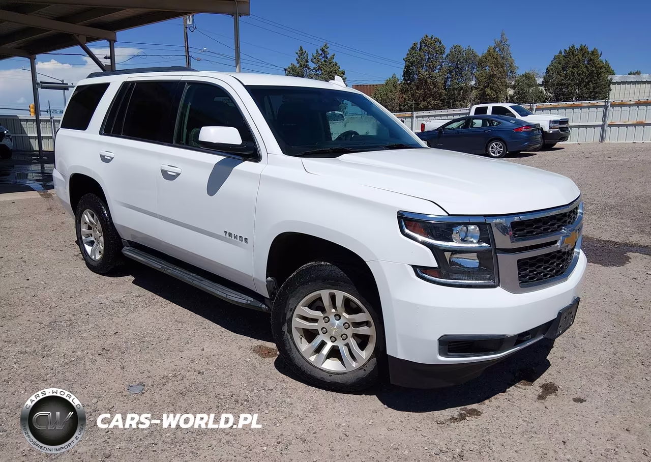 2017 Chevrolet Tahoe Ls – zdjęcie 1 z 18