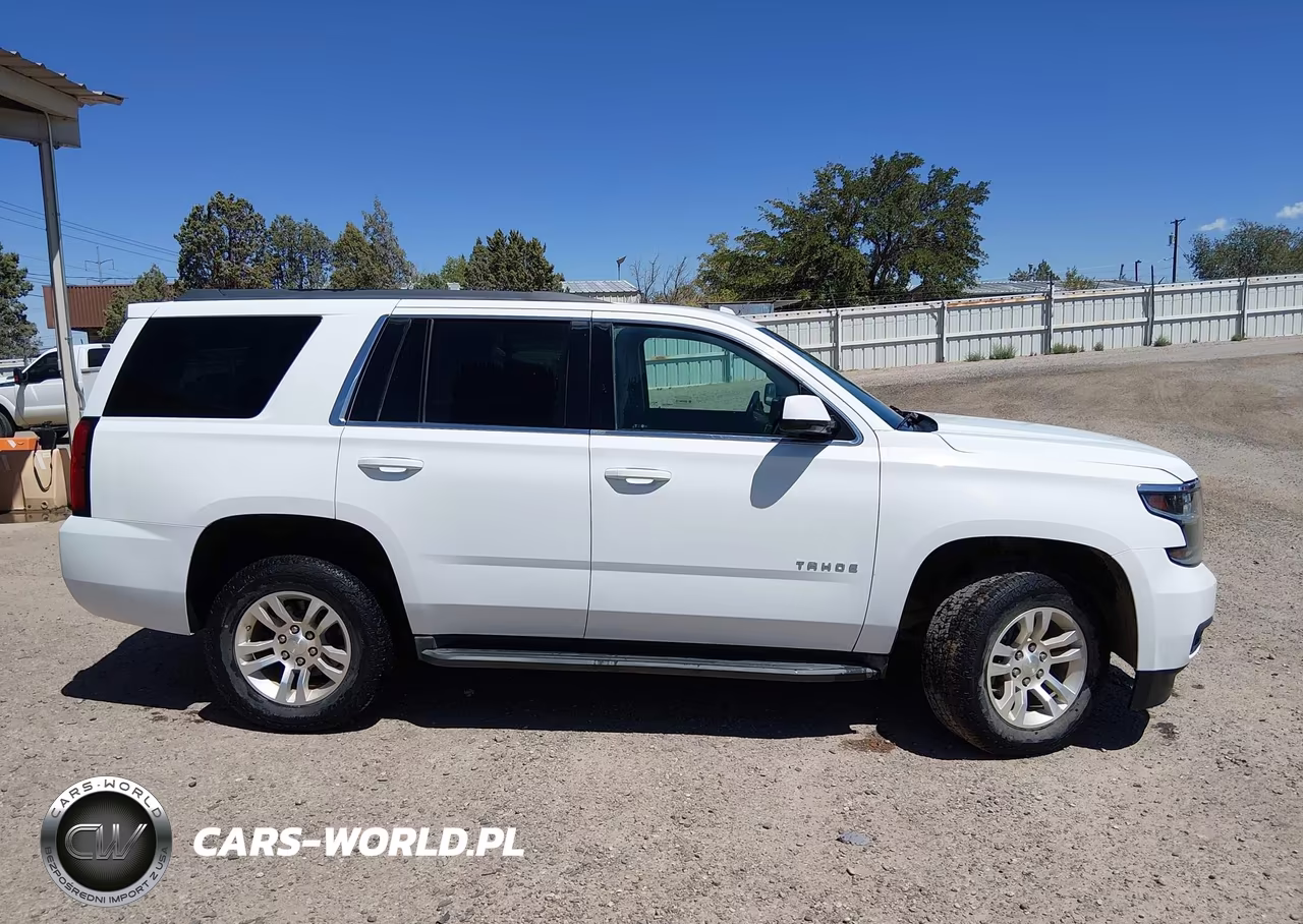 2017 Chevrolet Tahoe Ls VIN:1GNSKAEC8HR292829 - 15