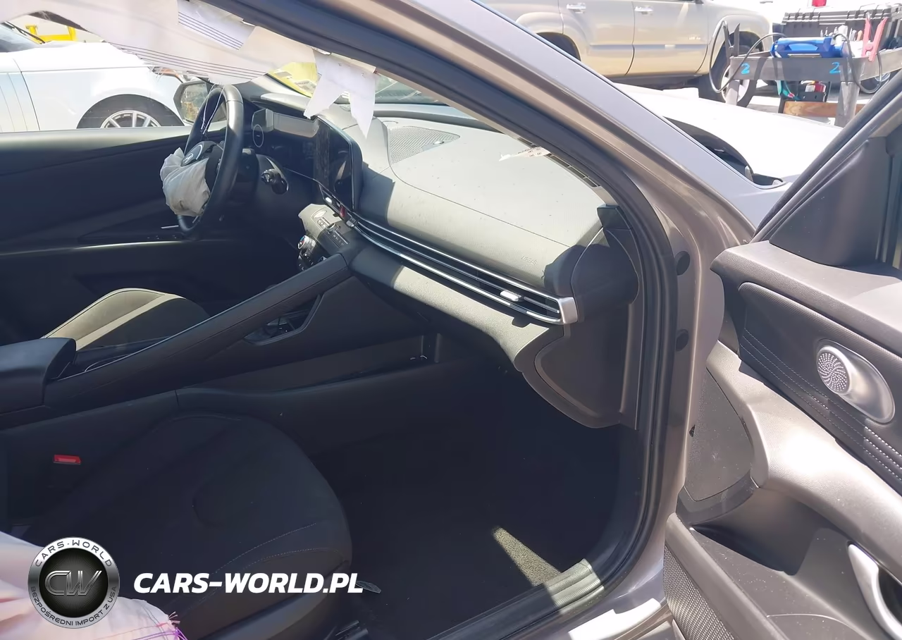 2025 Hyundai Elantra Sel Convenience VIN:KMHLS4DG8SU001622 - 5