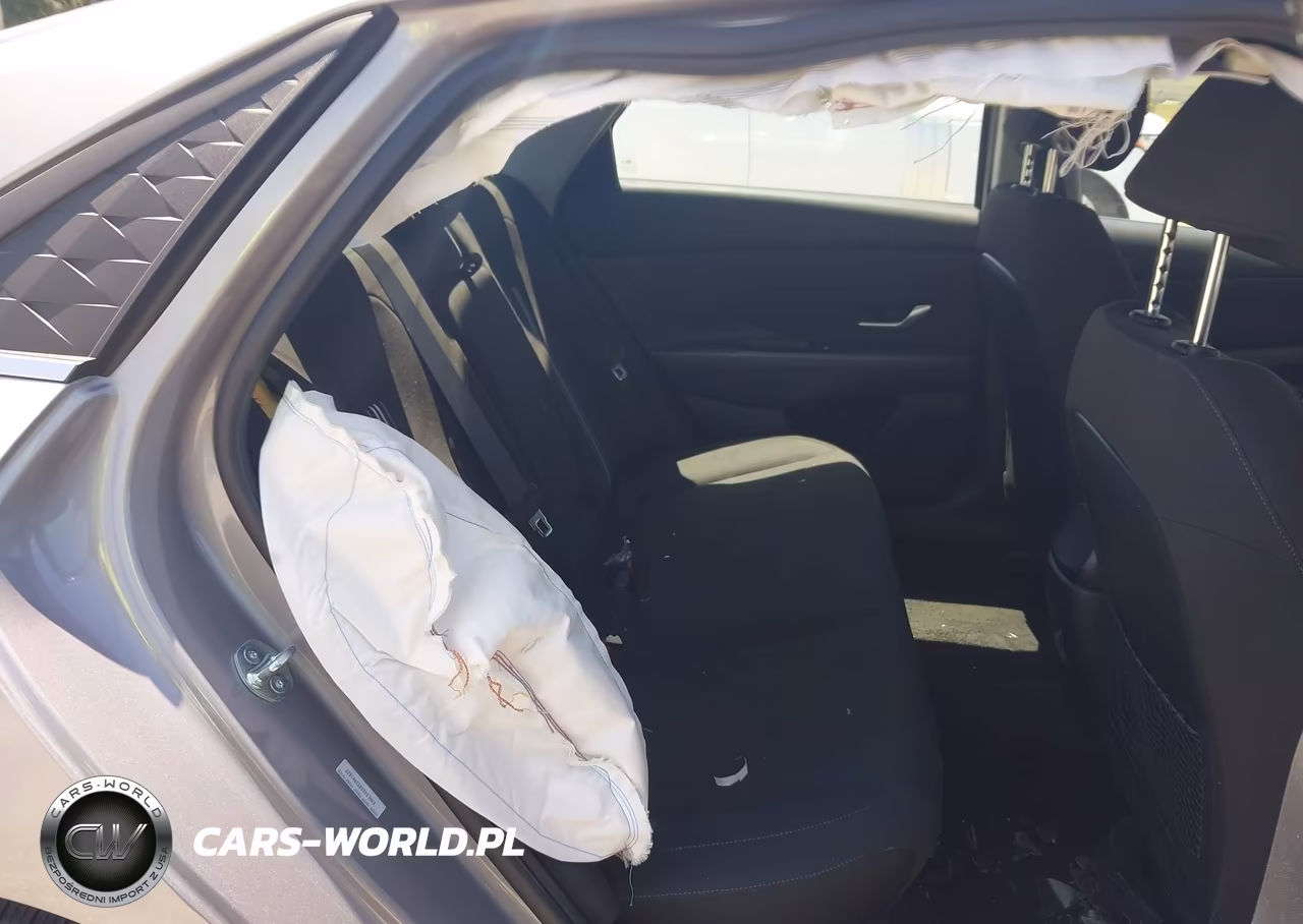 2025 Hyundai Elantra Sel Convenience VIN:KMHLS4DG8SU001622 - 8